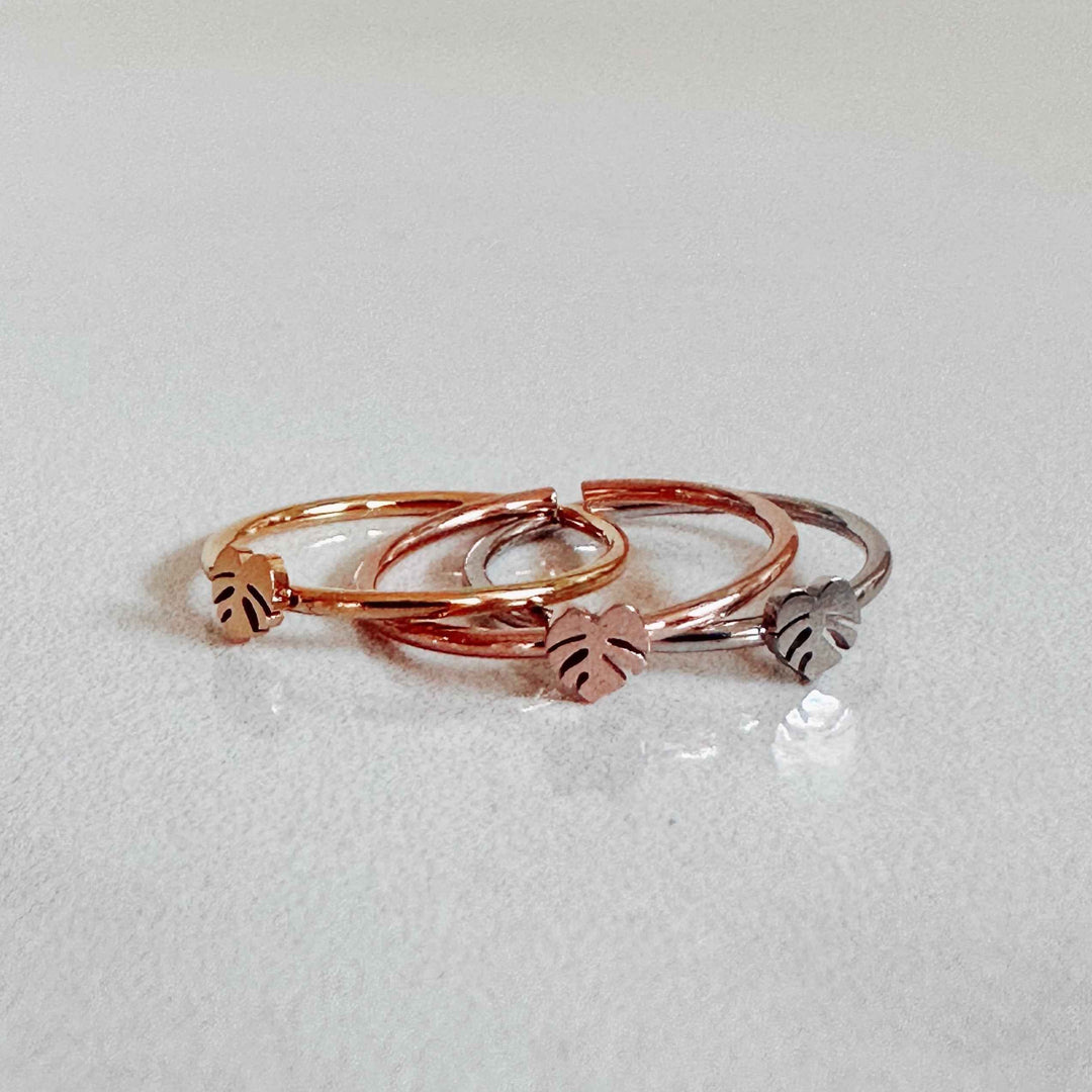 Monstera Deliciosa Dainty Minimal Plant Ring